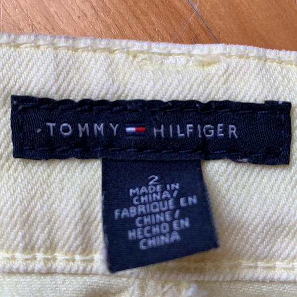 Tommy Yellow Shorts Jeans  🩳 size 2 - Picture 6 of 13